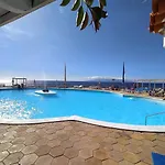 Apartman Balcony Over The Atlantic *